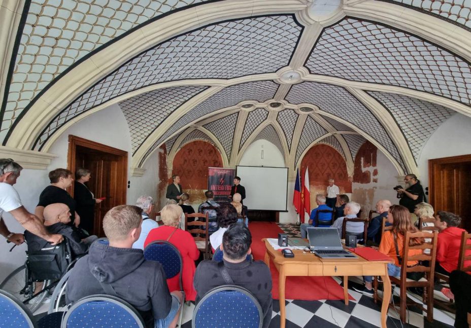 2023.06.20_РАНИТЕ И ЛУЗНИТЕ НА ДЕЦАТА БЕЗ ДЕТСТВО 2023.06.20_РАНИТЕ И ЛУЗНИТЕ НА ДЕЦАТА БЕЗ ДЕТСТВО (interitus Macedonum) - 02