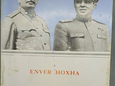 1979_Enver Hoxha – ‘Me Stalinin’ 1979_Enver Hoxha - 'Me Stalinin'