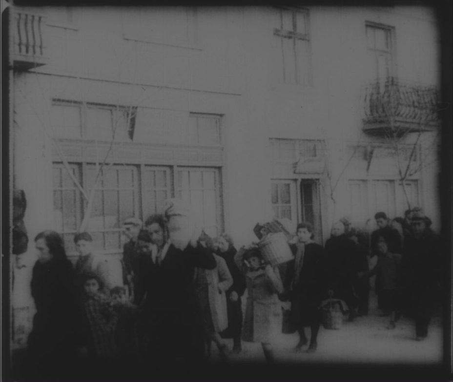 1943.03.15-17_Депортацијата на Евреите од бугарско-окупираното Беломорие, Дупница, Видео