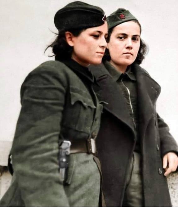 Фана Кочовска (1927.07.27 – 2004.04.17) Фана Кочовска (1927.07.27 - 2004.04.17)